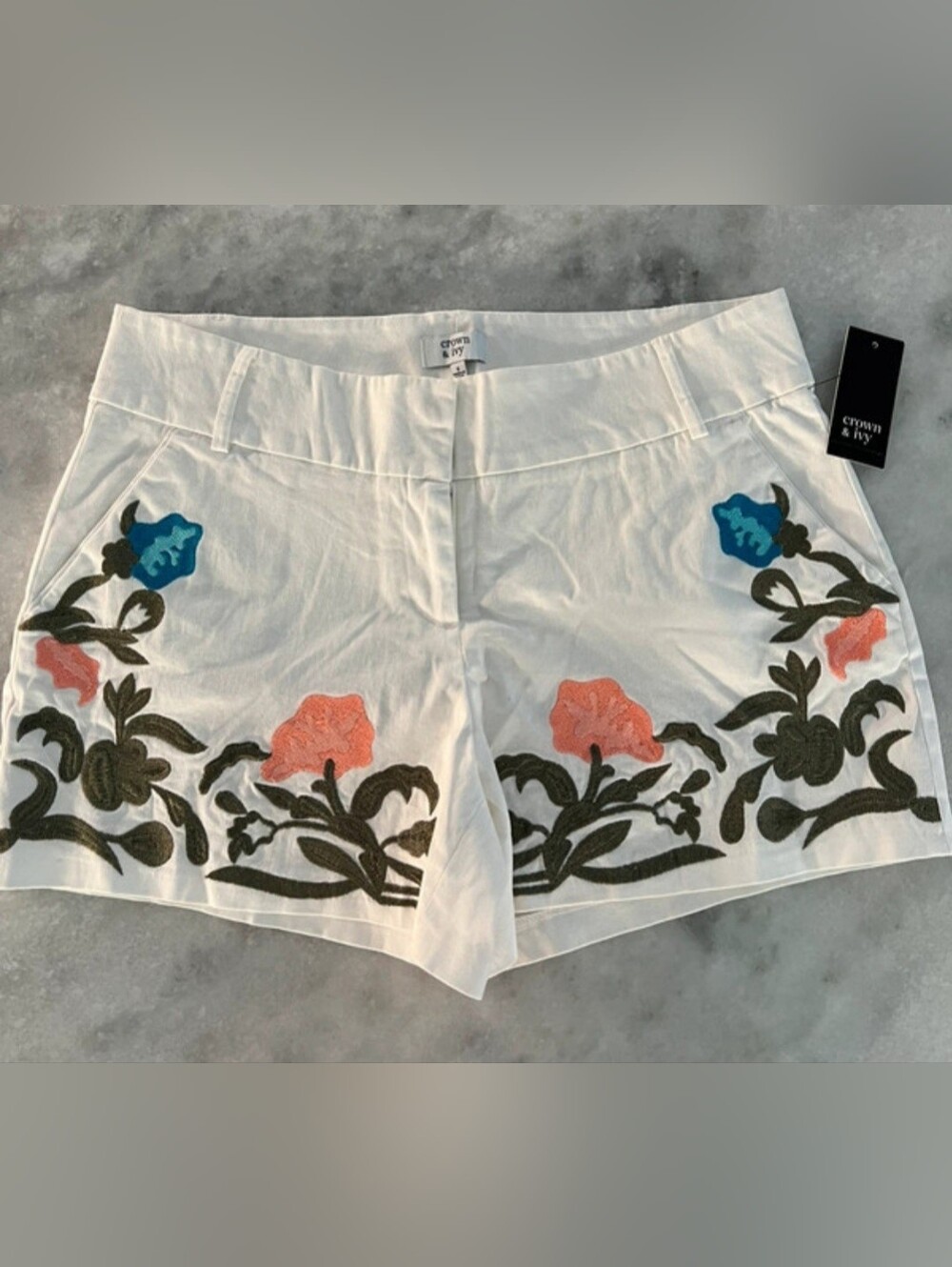 Crown and Ivy Cotton Embroidered Shorts NWT Size 6
